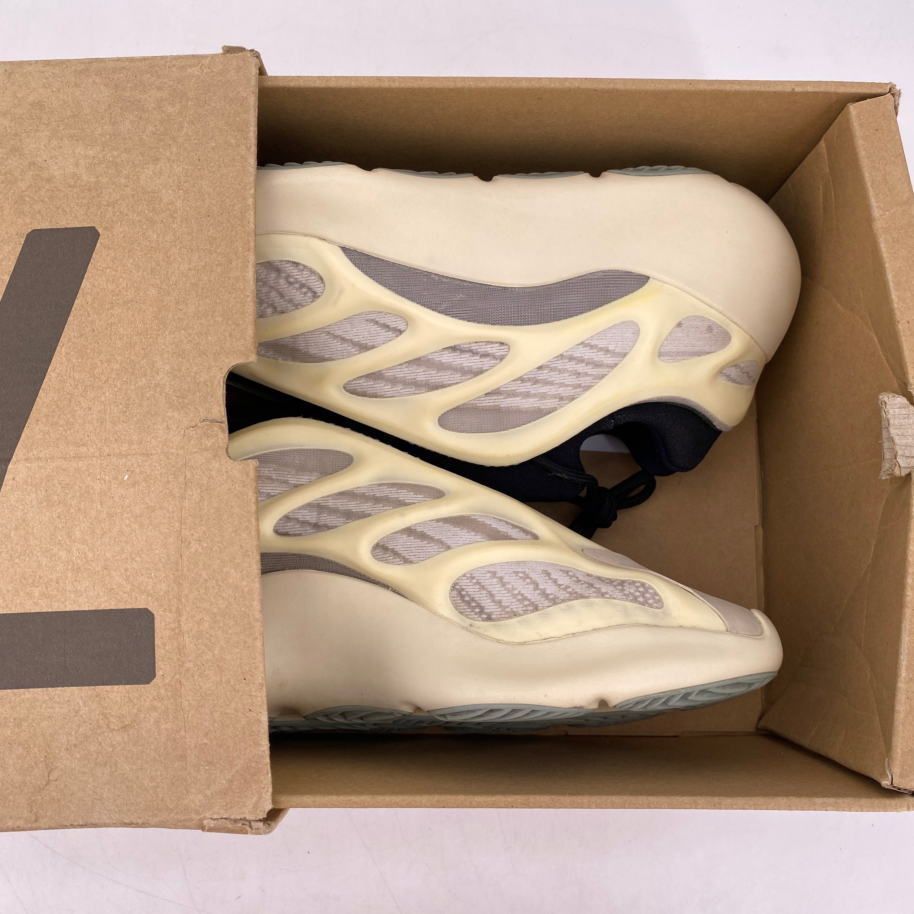Yeezy 700 v3 &quot;Azael&quot; 2022 Used Size 10
