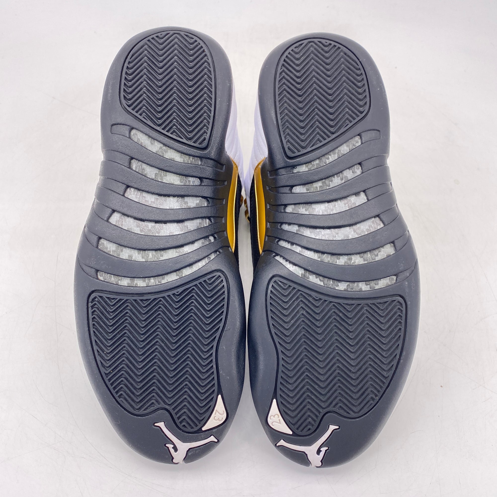 Air Jordan 12 Retro &quot;Royalty Taxi&quot; 2021 Used Size 8.5