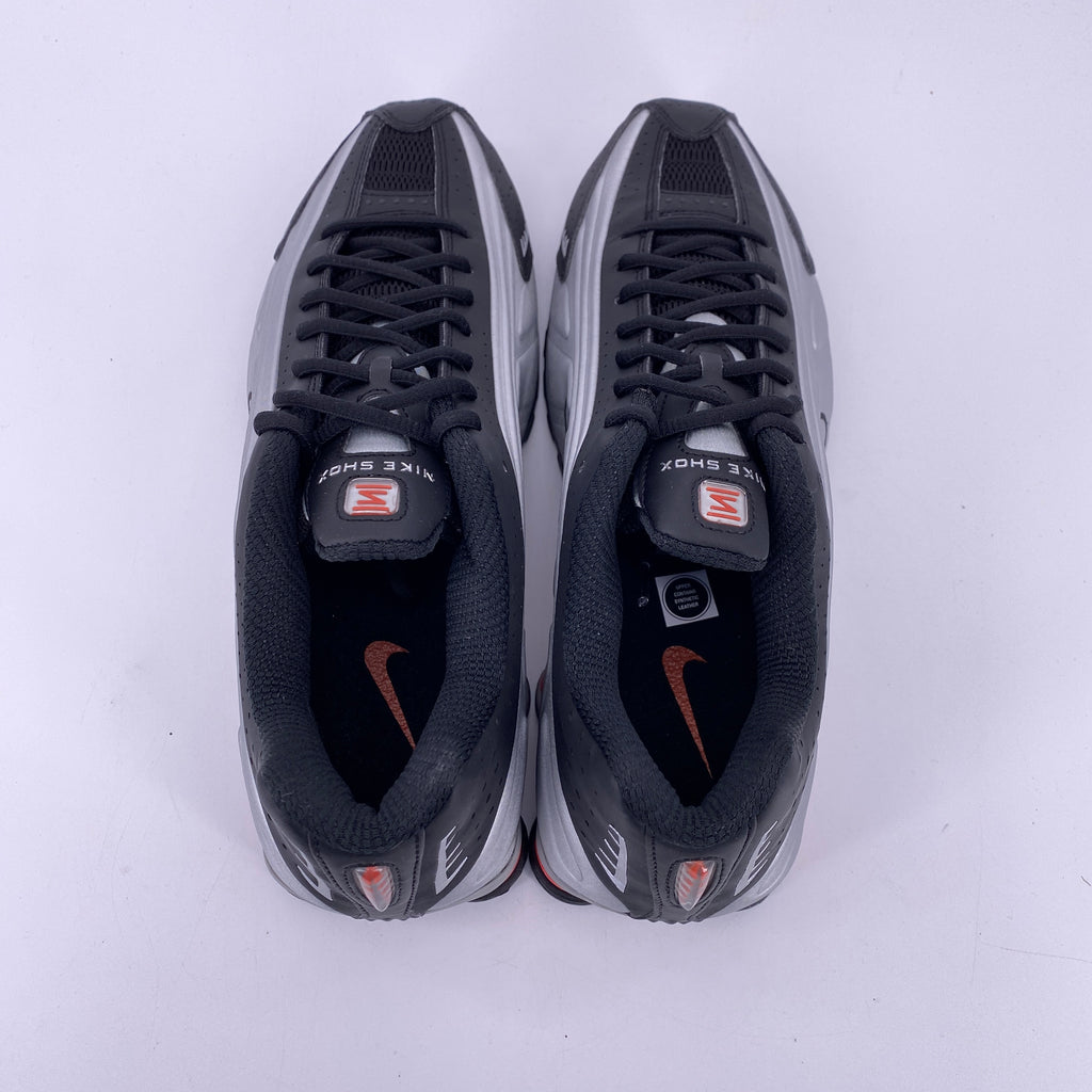 Nike Shox R4 "Black Metallic Silver" 2025 New Size 10.5