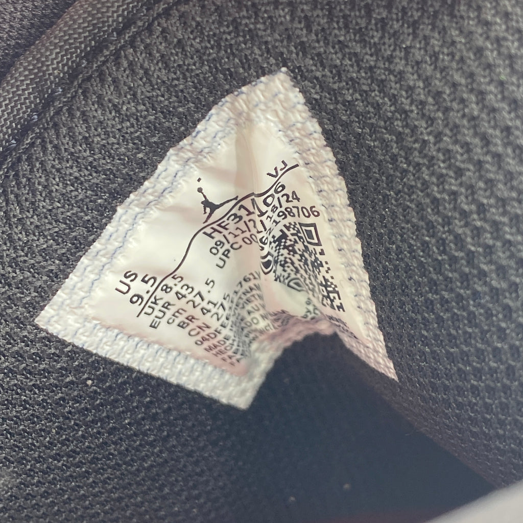 Air Jordan 1 Low SE "White Black Matte Silver' 2025 Used Size 9.5