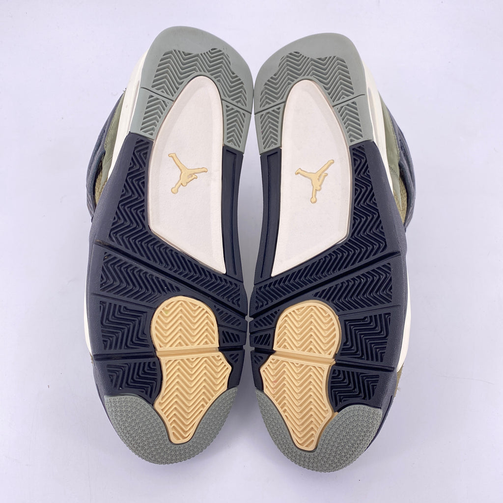 Air Jordan 4 Retro "Medium Olive" 2023 Used Size 13