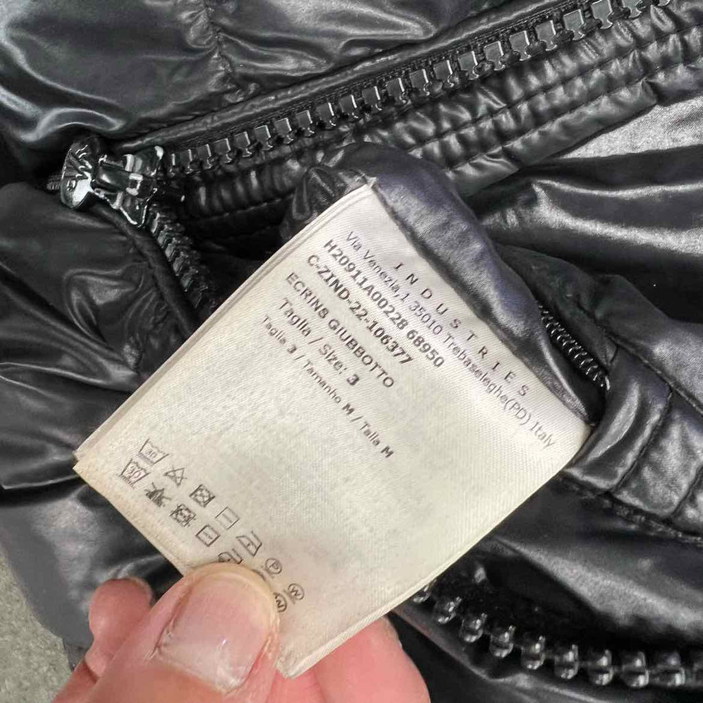 Moncler Jacket "MAYA GIUBBOTTO" Used Size 3