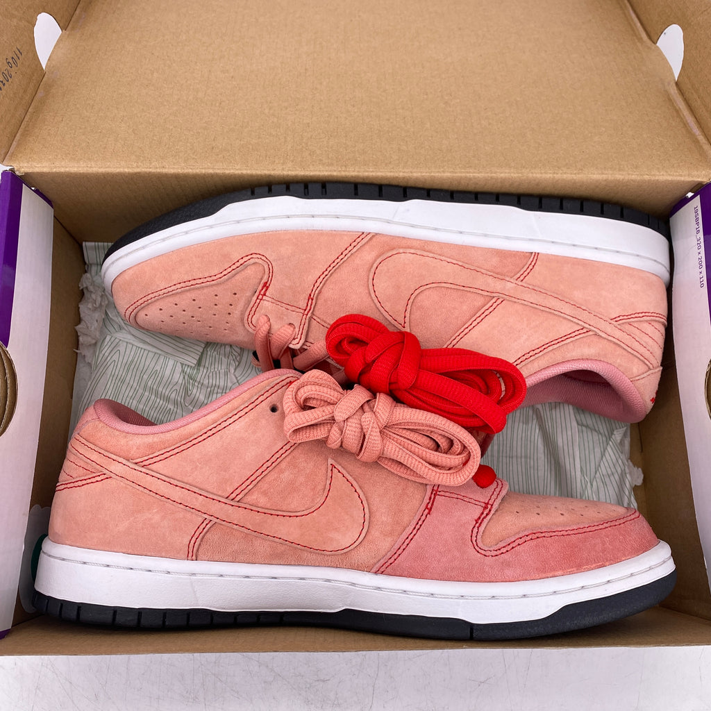 Nike SB Dunk Low "Pink Pig" 2021 Used Size 9
