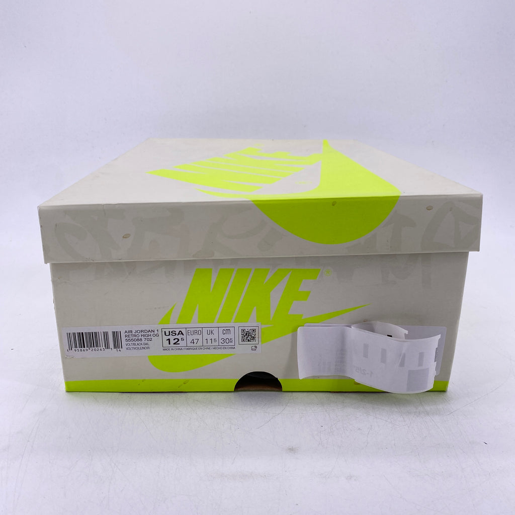 Air Jordan 1 Retro High OG "Visionaire" 2022 Used Size 12.5