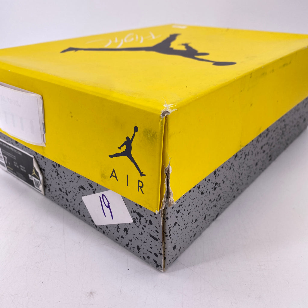 Air Jordan (GS) 4 Retro "Lightning" 2021 Used Size 7Y