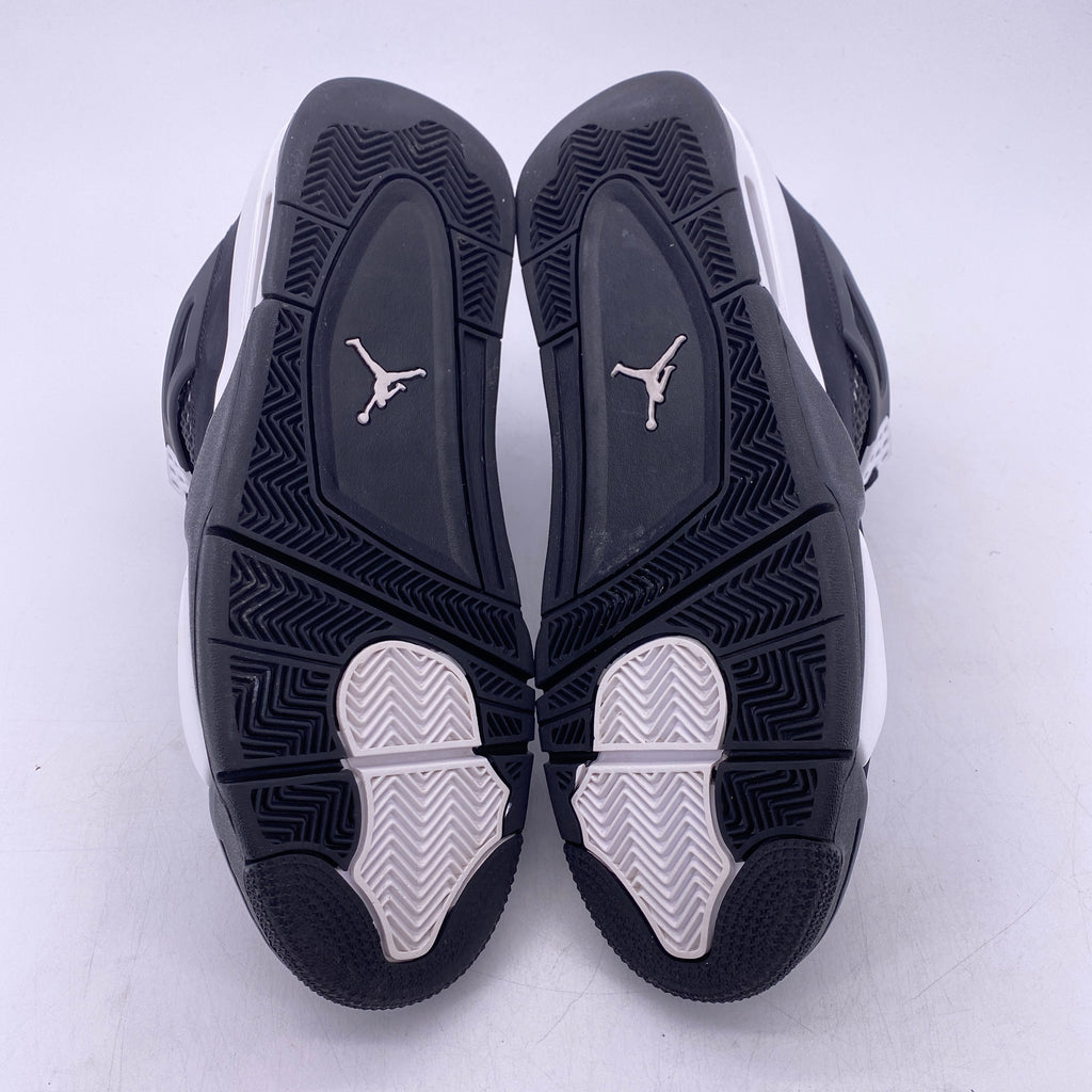 Air Jordan 4 Retro "White Thunder" 2024 Used Size 11