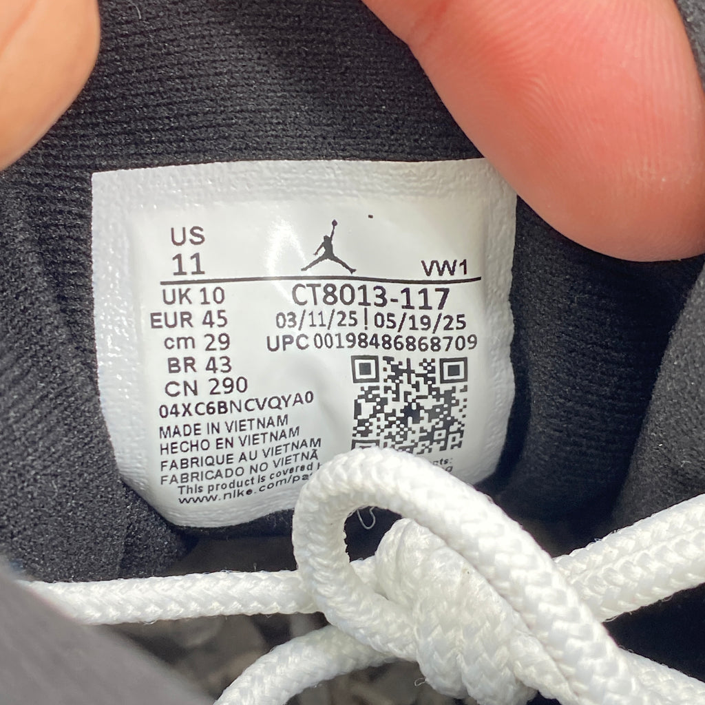 Air Jordan 12 Retro "Taxi" 2025 Used Size 11