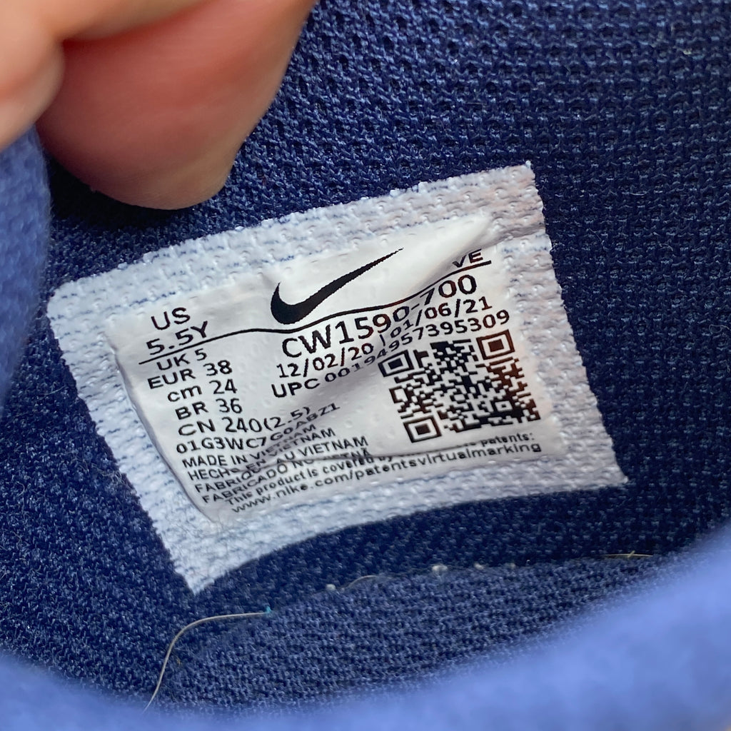 Nike (GS) Dunk Low "Michigan" 2021 Used Size 5.5Y