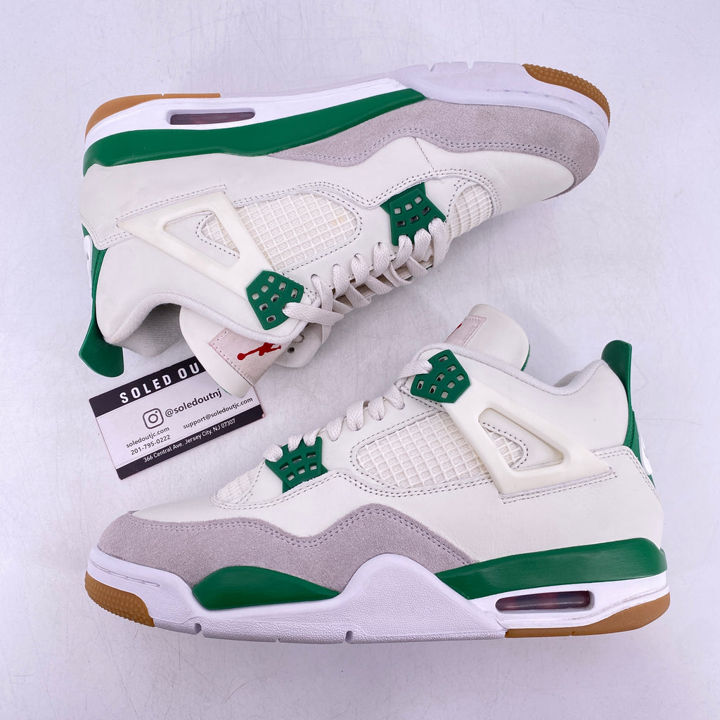 Air Jordan 4 Retro "Pine Green" 2023 Used Size 8.5