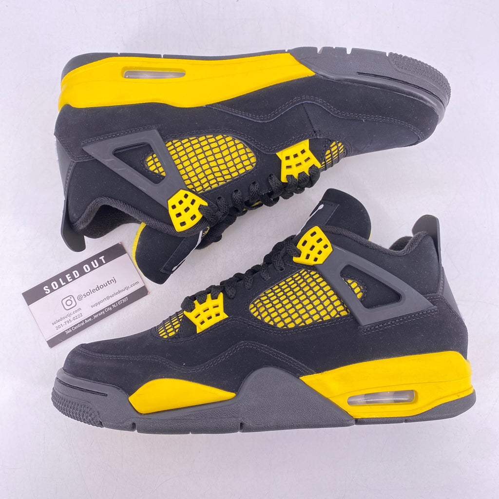 Air Jordan 4 Retro "Thunder" 2023 Used Size 9.5