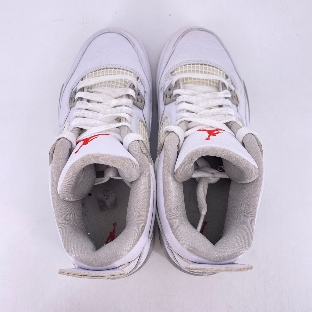 Air Jordan (GS) 4 Retro "White Oreo" 2021 Used Size 6Y