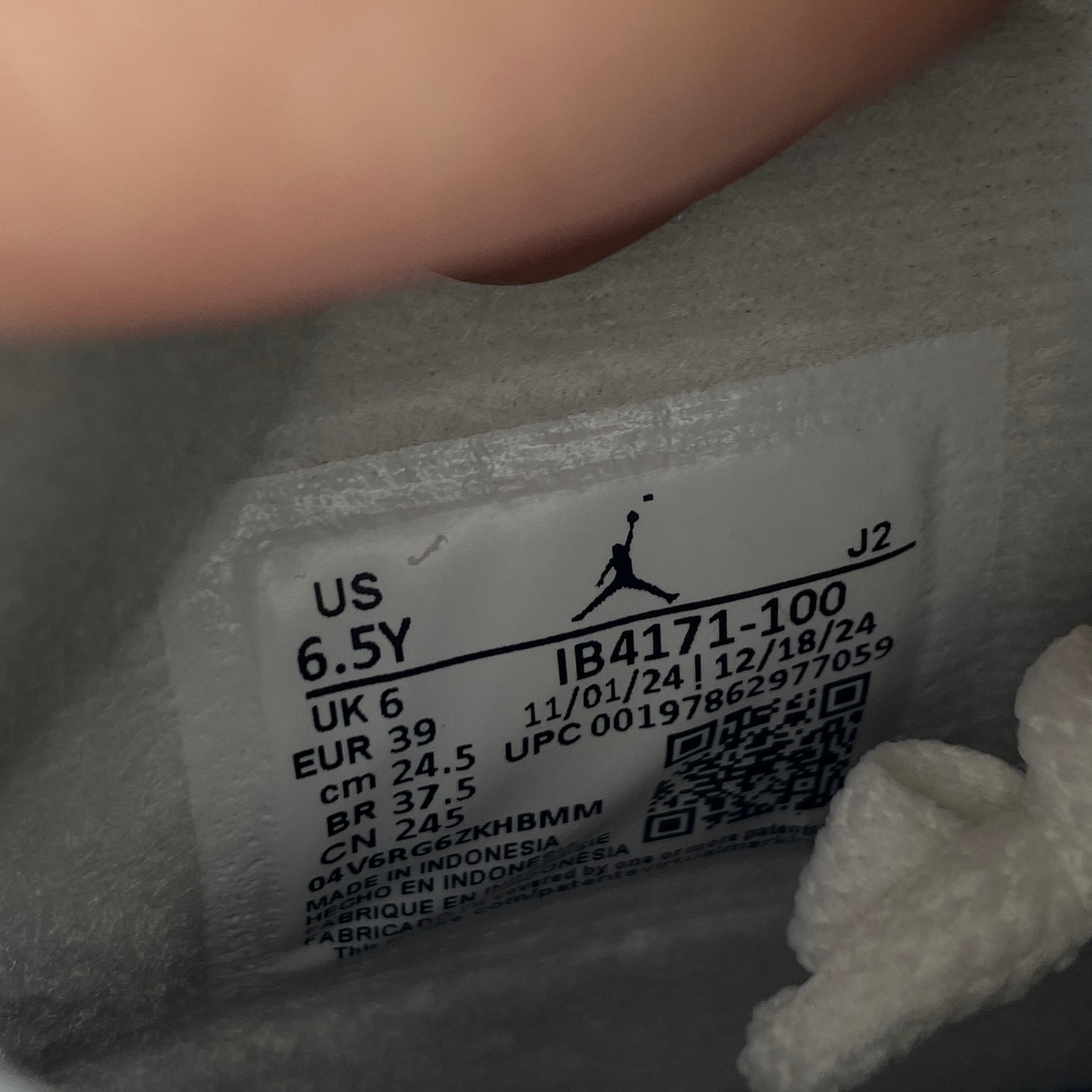 Cop This Fresh Air Force 1 For