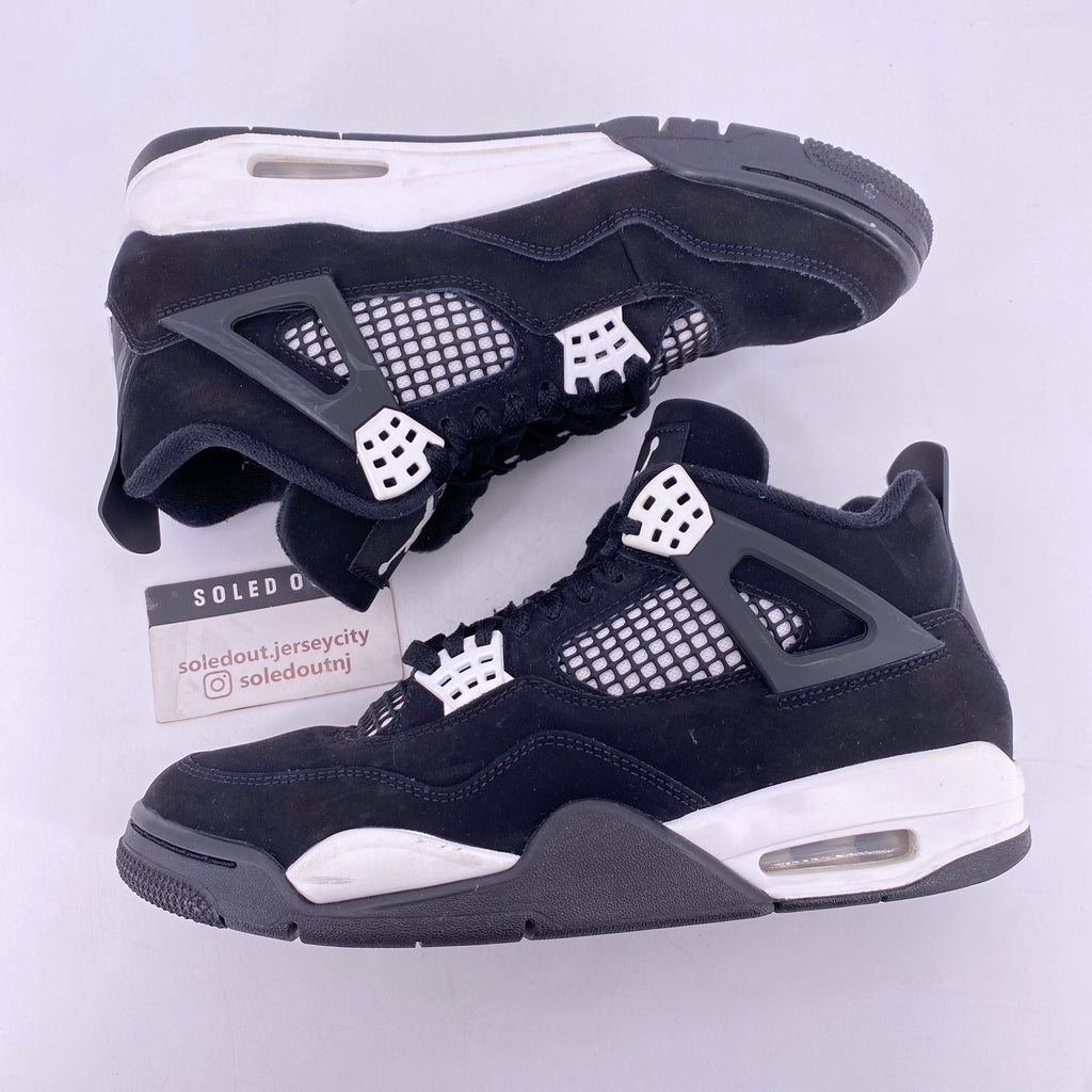 Air Jordan 4 Retro "White Thunder" 2024 Used Size 8