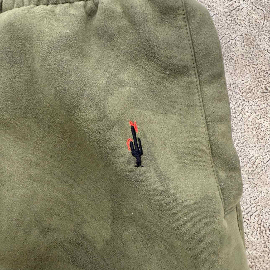 Travis Scott Shorts "JORDAN" Olive Used Size XL