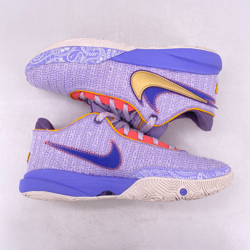 Nike Lebron 20 "Violet Frost" 2022 Used Size 9
