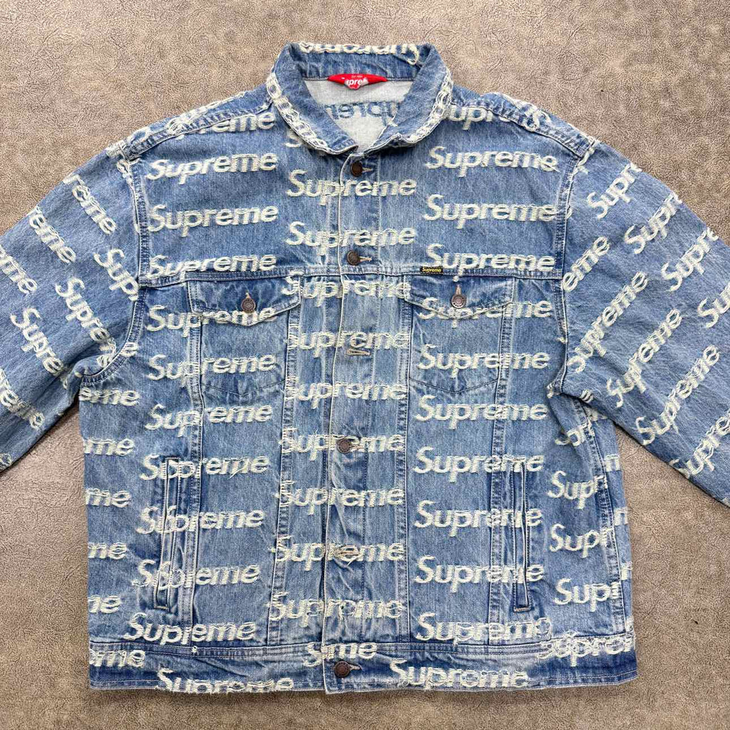 Supreme Trucker Jacket "FRAYED LOGOS" Blue Used Size XL