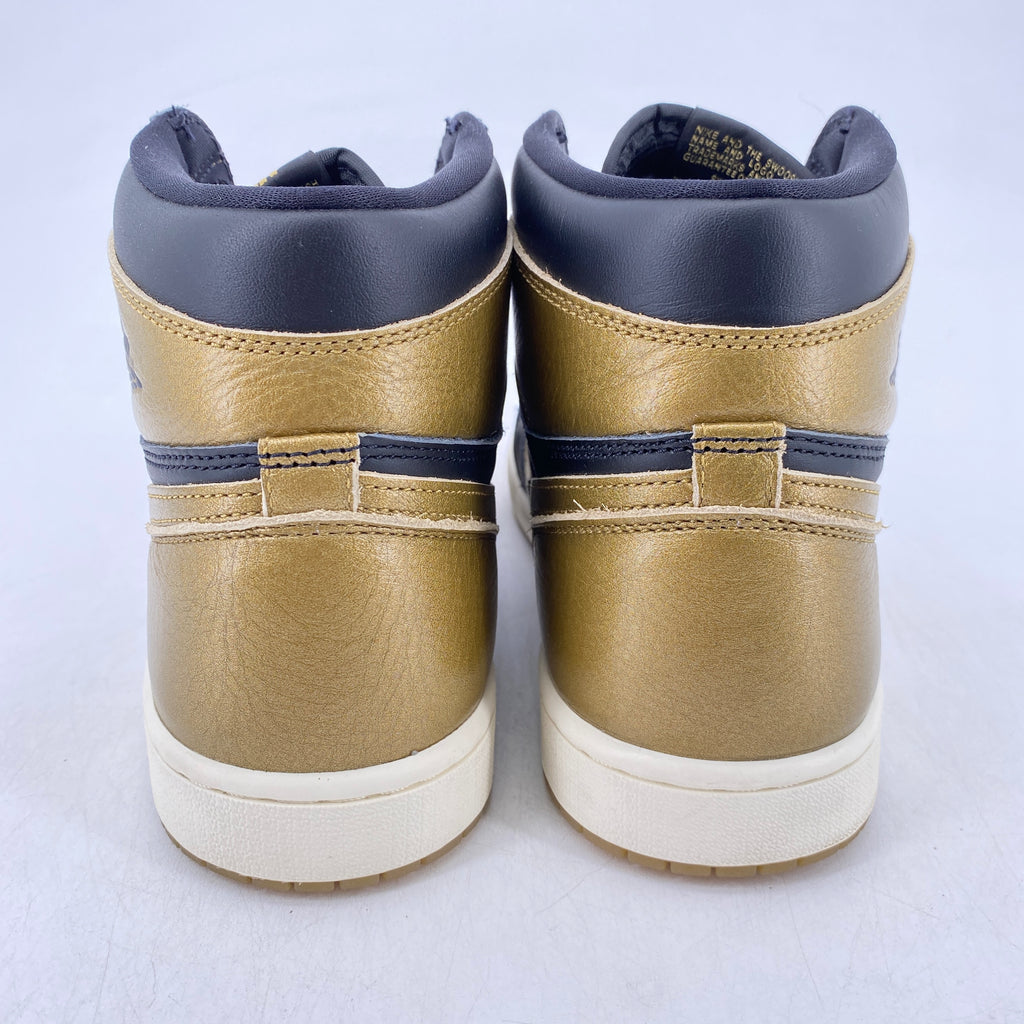 Air Jordan 1 Retro High OG "Black Metallic Gold" 2024 Used Size 10.5