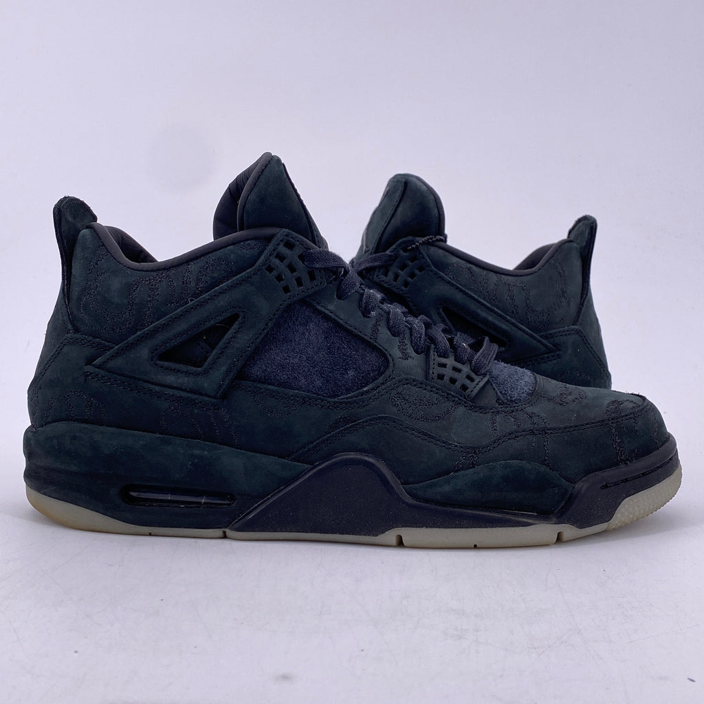 Air Jordan 4 Retro "Kaws Black" 2017 Used Size 10