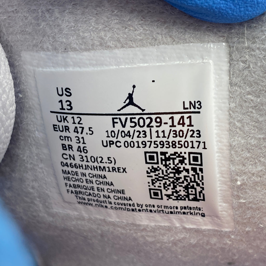 Air Jordan 4 Retro "Military Blue" 2024 Used Size 13