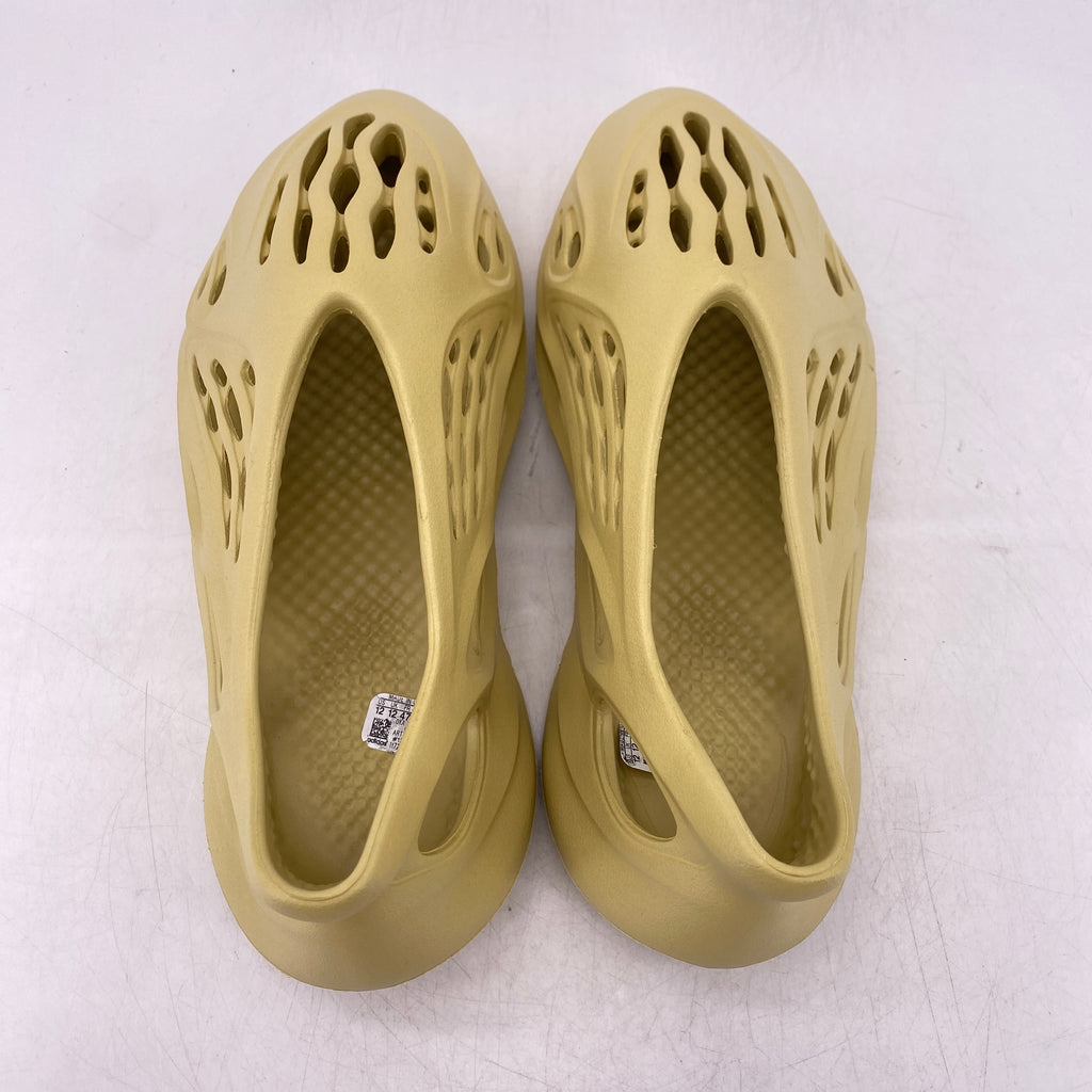 Yeezy Foam RNNR "Sulfur" 2022 Used Size 12