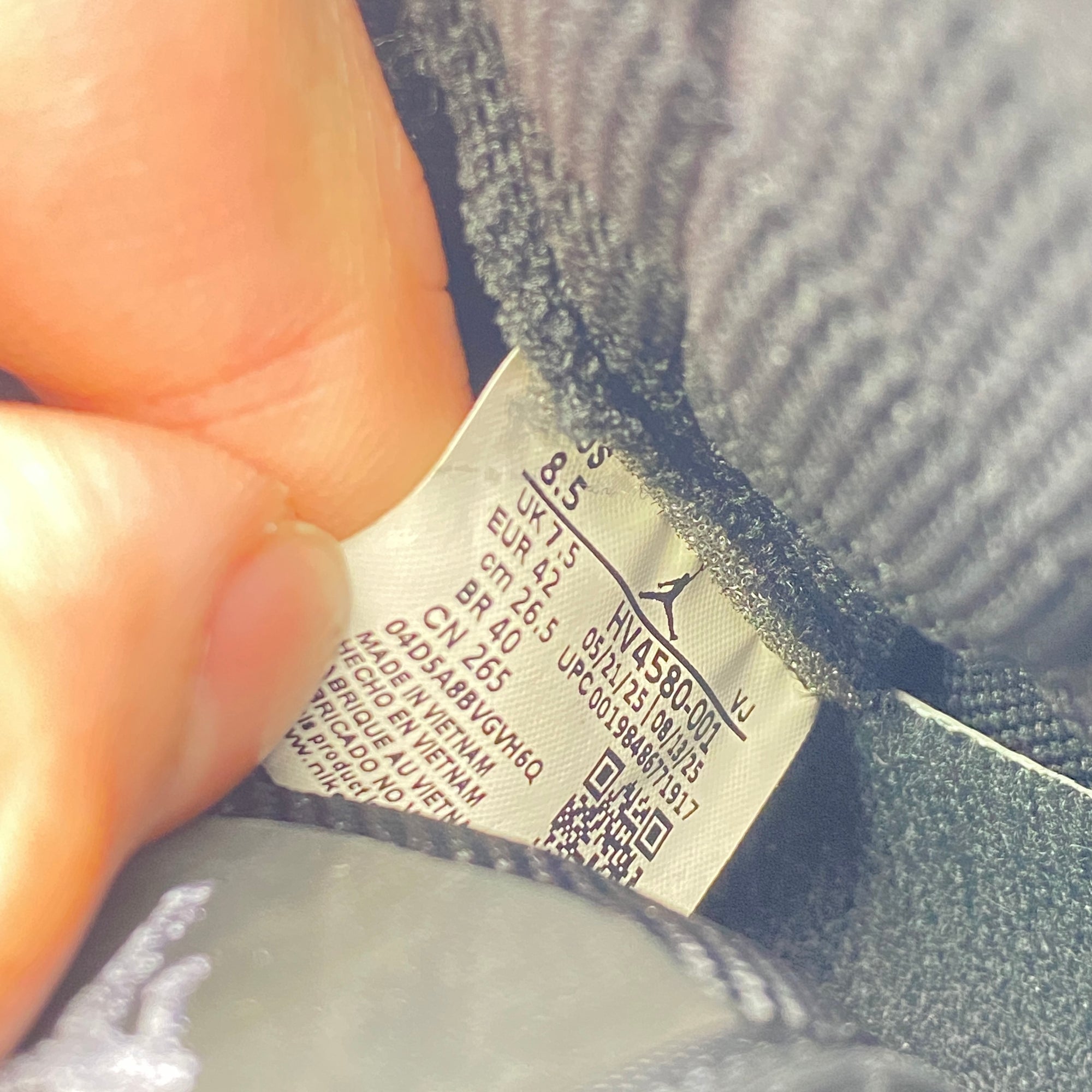 nike air total max uptempo black grey blue outfit