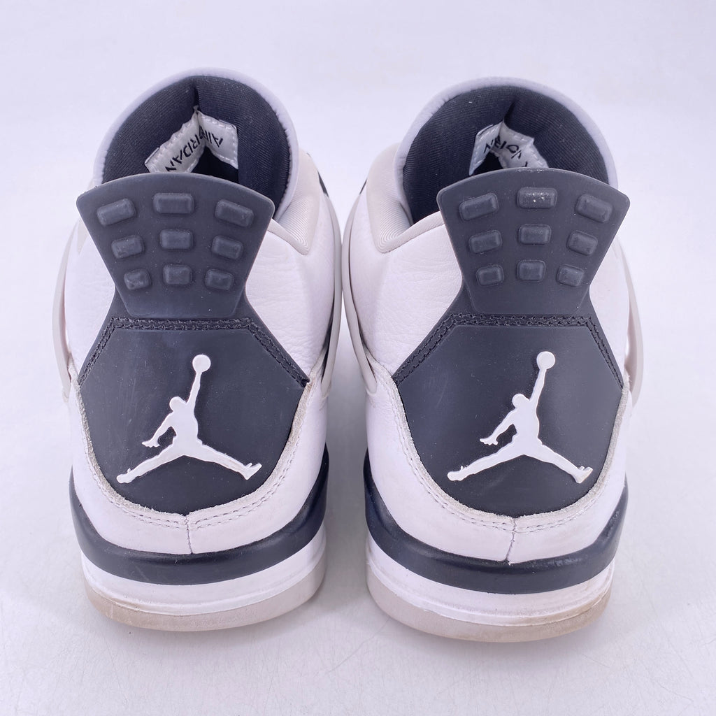 Air Jordan 4 Retro "MILITARY BLACK" 2022 Used Size 10