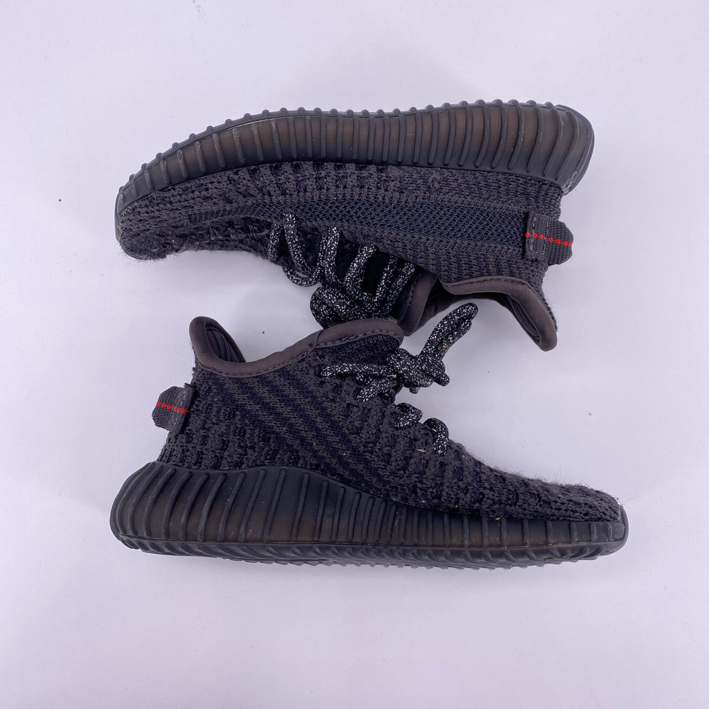 Yeezy (INFANT) 350 V2 "Black" 2019 Used Size 6K