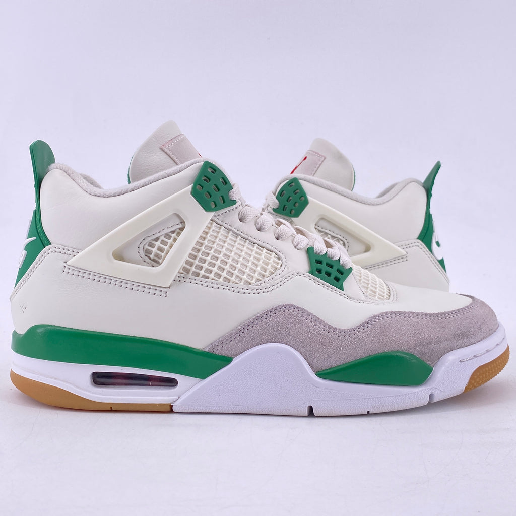 Air Jordan 4 Retro "Pine Green" 2023 Used Size 9.5