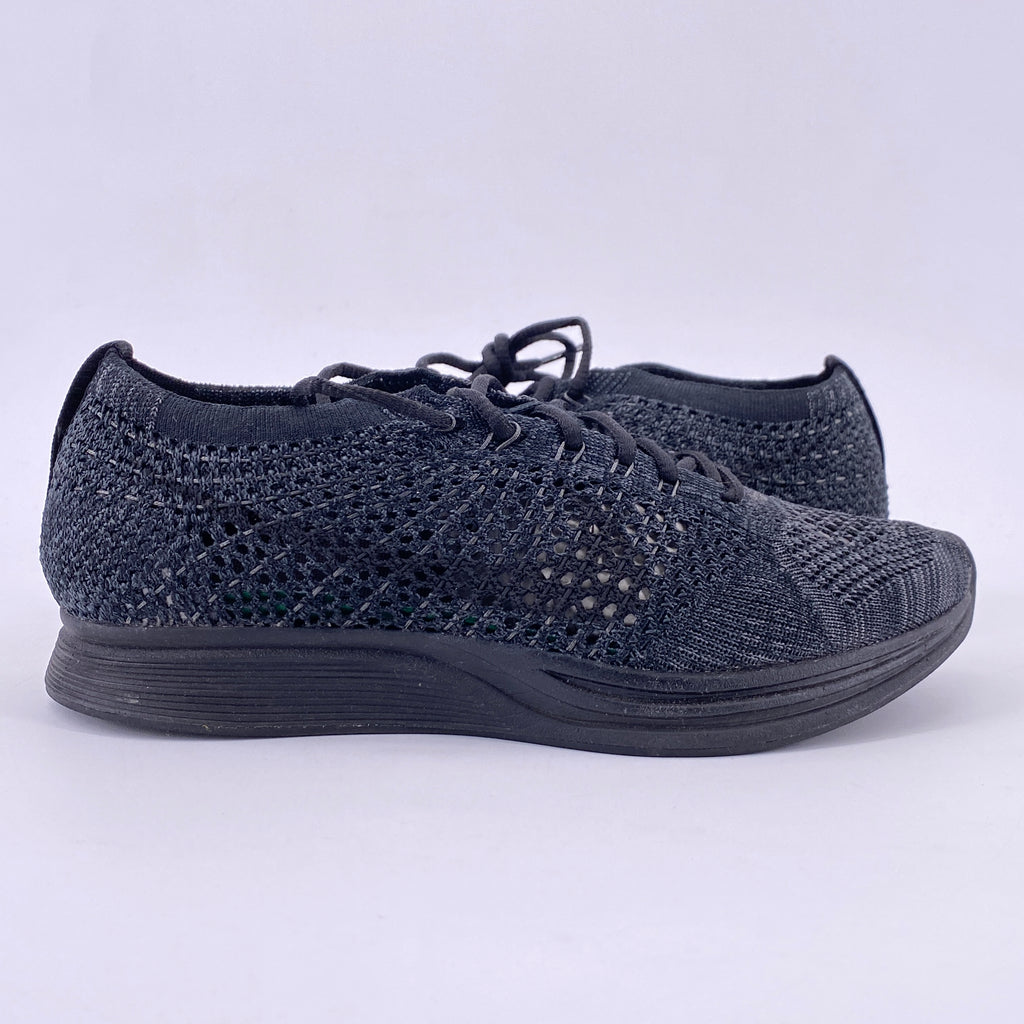 Nike Flyknit Racer "Triple Black" 2016 Used Size 5.5