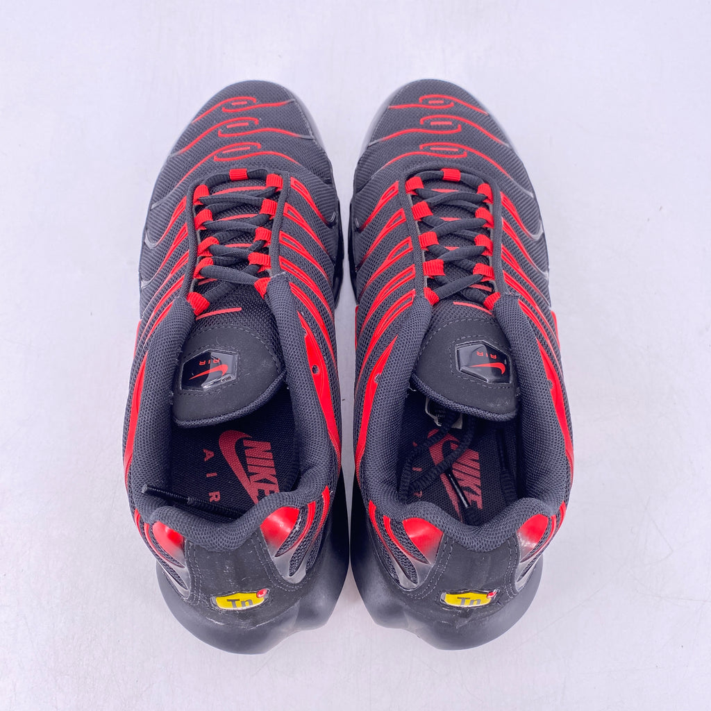Nike Air Max Plus "Bred" 2019 Used Size 10
