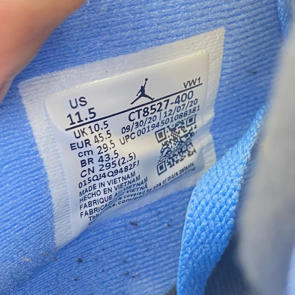 Air Jordan 4 Retro "University Blue" 2021 Used Size 11.5
