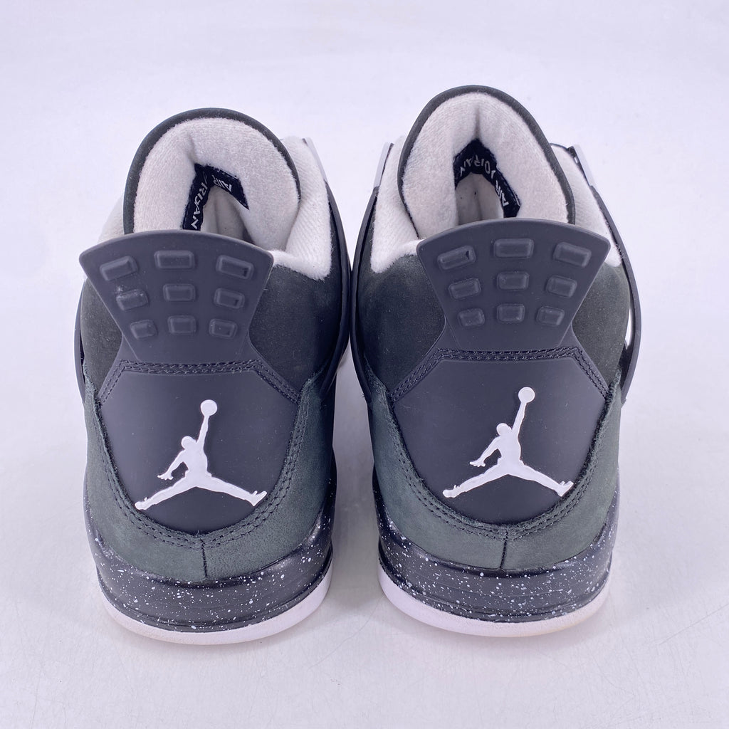 Air Jordan 4 Retro "Fear" 2024 Used Size 12