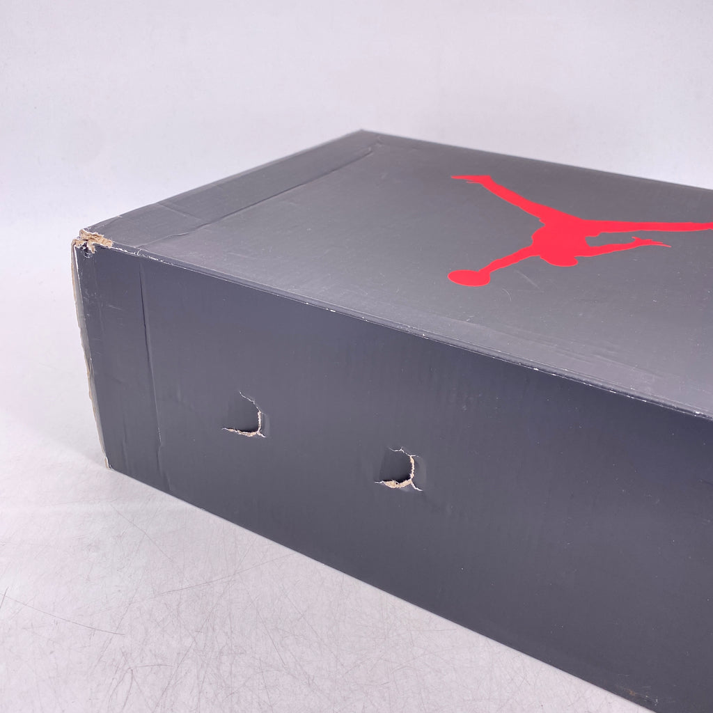 Air Jordan 6 Retro "CARMINE" 2021 Used Size 11.5