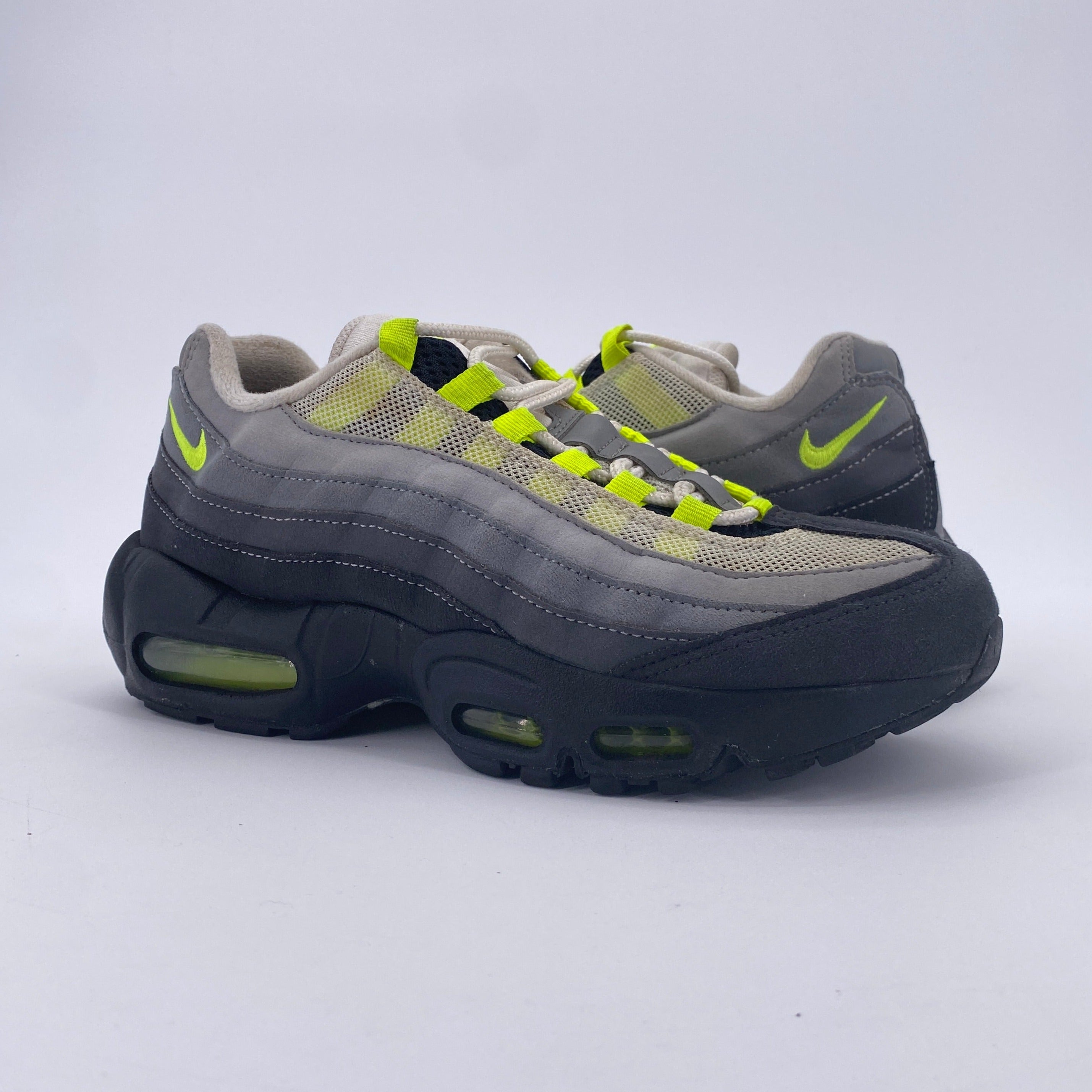 Nike (GS) Air Max 95 &quot;Neon&quot; 2020 Used Size 6.5Y
