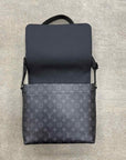 Louis Vuitton Messenger Bag "MONOGRAM" Used Black