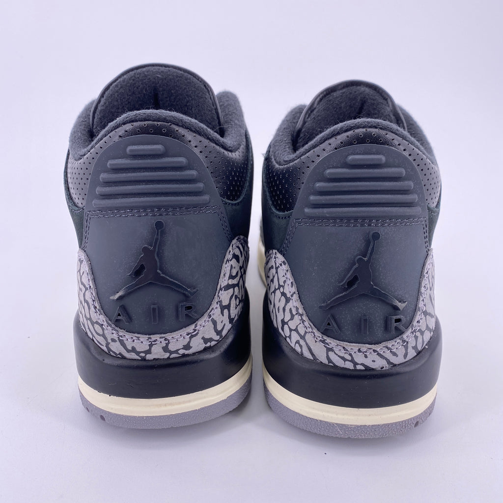 Air Jordan (W) 3 Retro "Off Noir" 2023 Used Size 7W