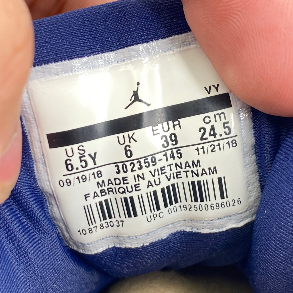 Air Jordan (GS) 9 Retro "Pearl Blue" 2019 Used Size 6.5Y