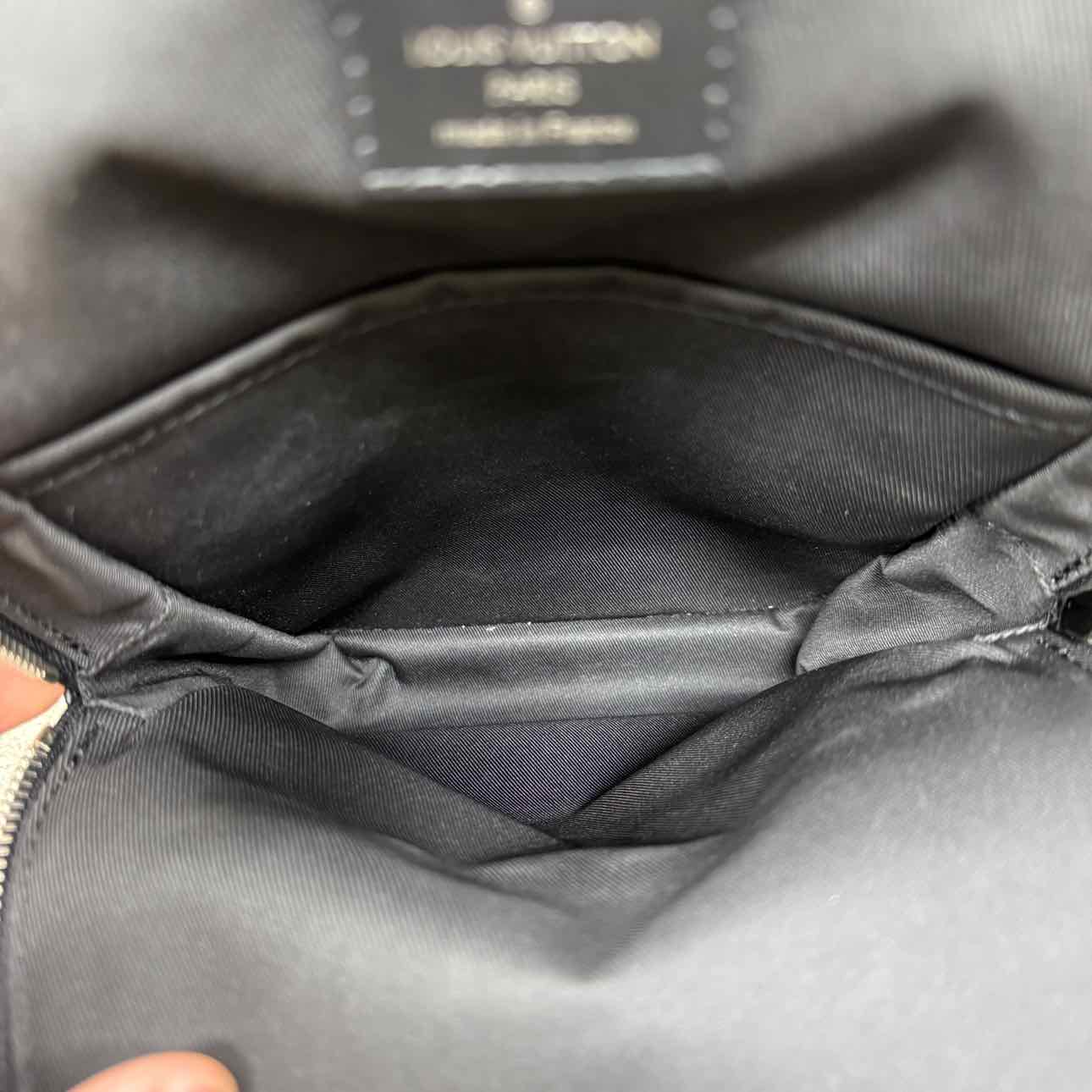 Louis Vuitton SLING BAG &quot;AVENUE&quot; New Black