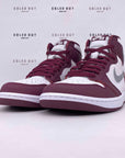 Air Jordan 1 Retro High OG "Bordeaux" 2021 New Size 9