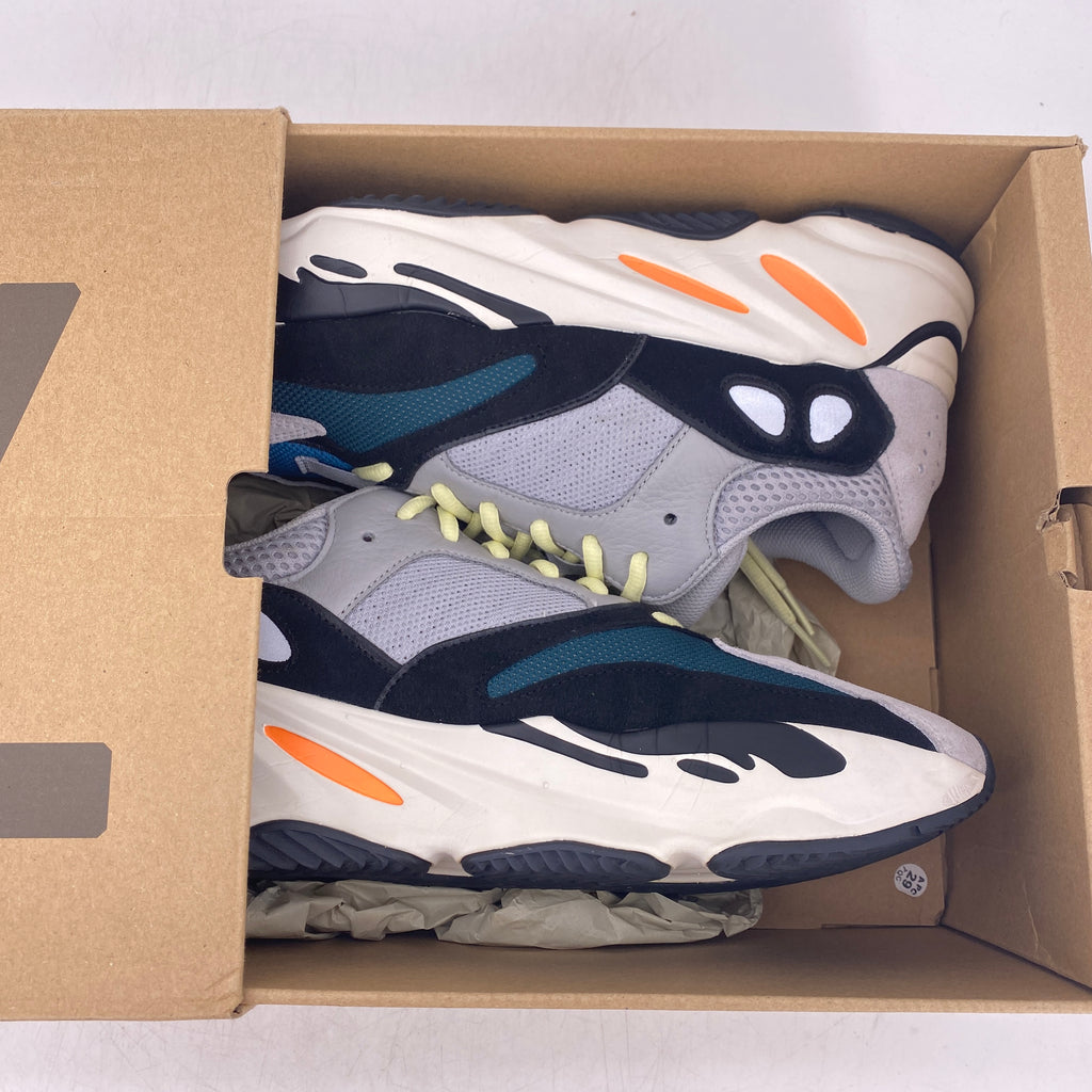 Yeezy 700 "Waverunner" 2021 Used Size 11