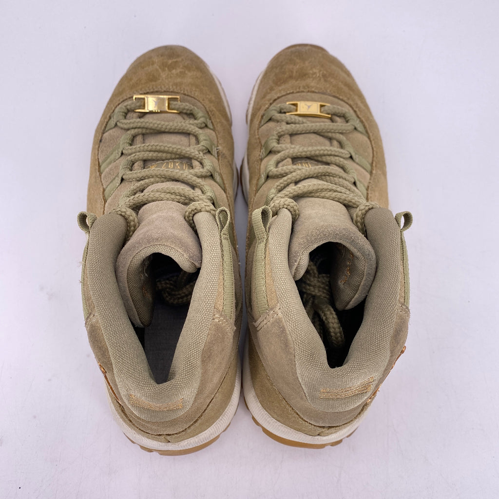 Air Jordan (W) 11 Retro "Neutral Olive" 2018 Used Size 8W