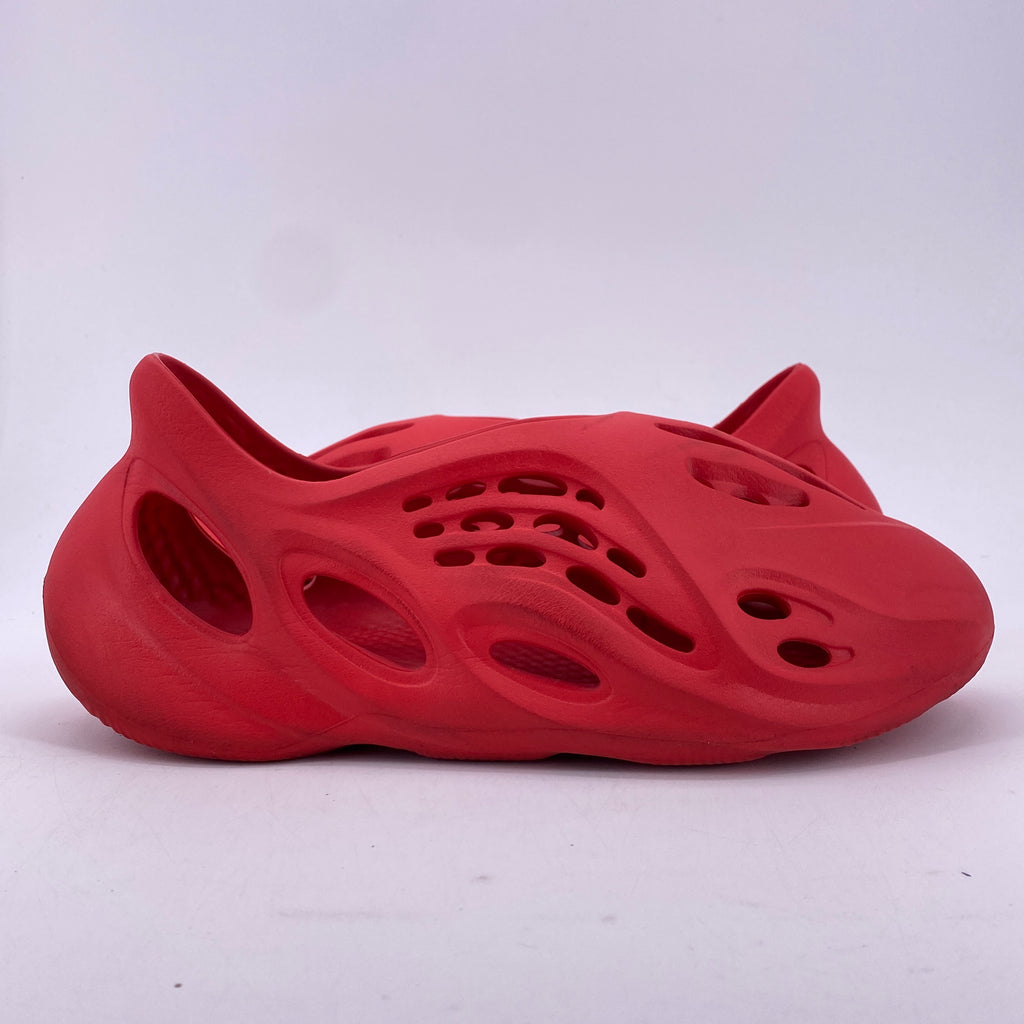 Yeezy Foam RNNR "Vermillion" 2021 Used Size 12