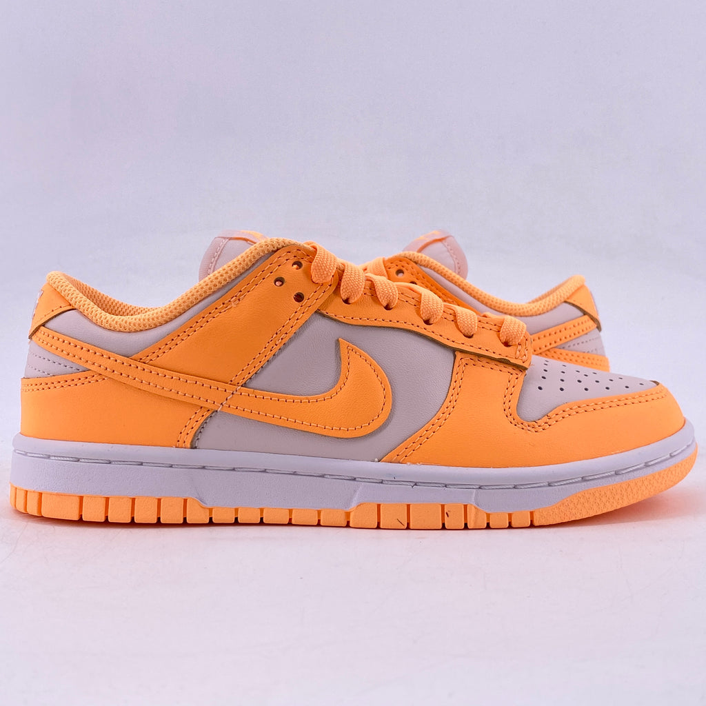 Nike (W) Dunk Low "Peach Cream" 2022 New Size 6W