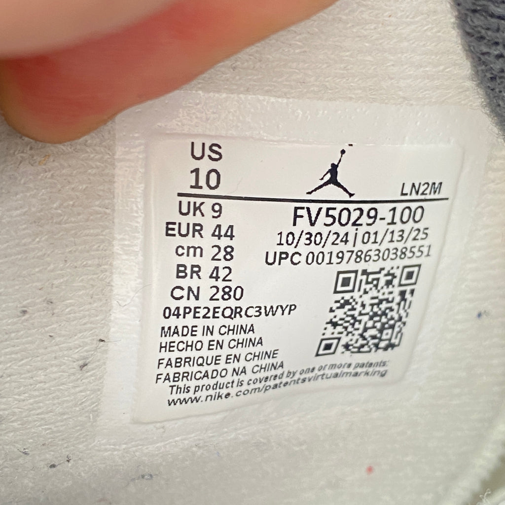 Air Jordan 4 Retro "White Cement" 2025 Used Size 10