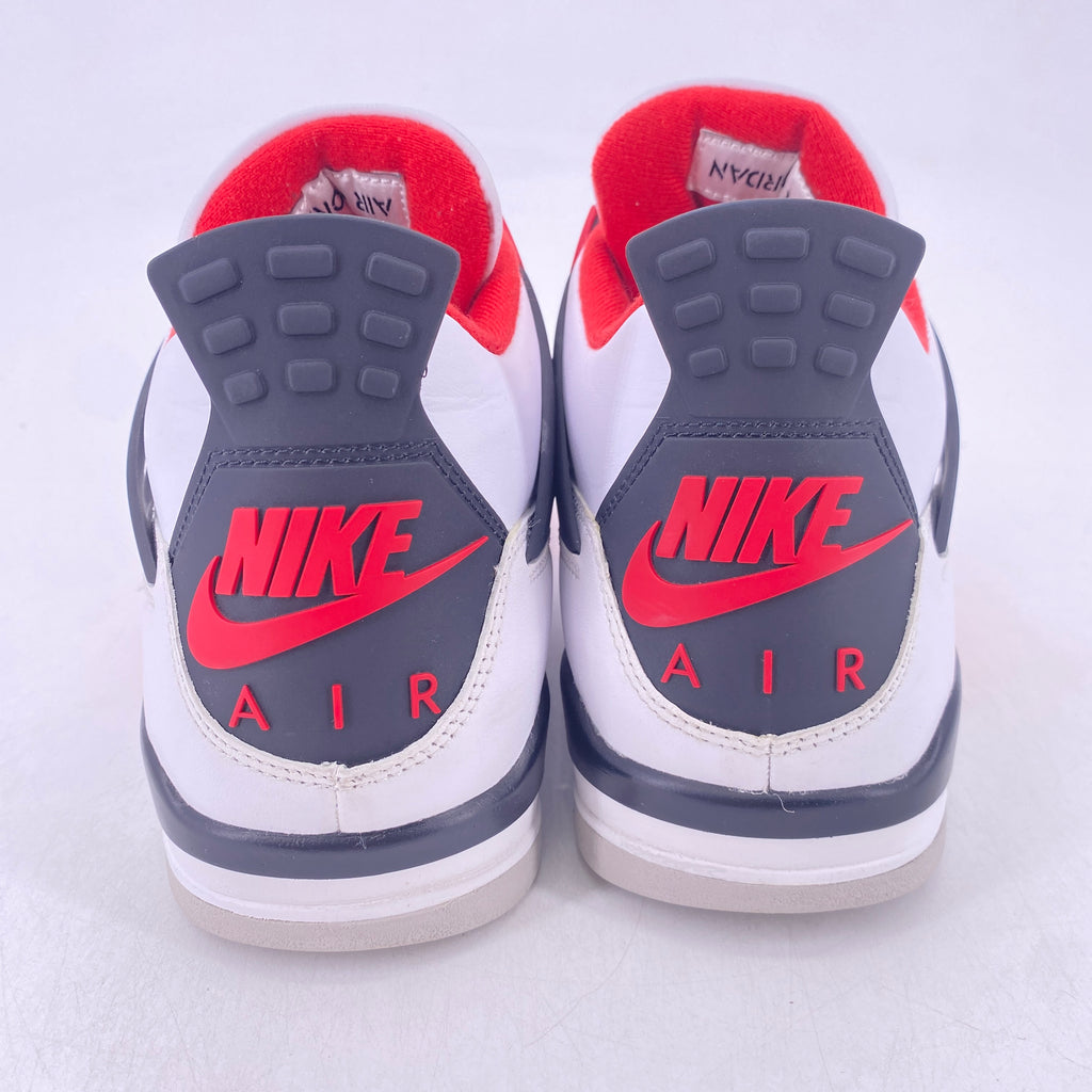 Air Jordan 4 Retro "Fire Red" 2020 Used Size 11.5