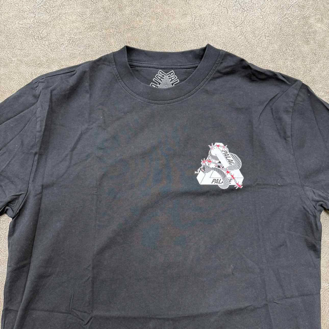 Palace T-Shirt &quot;HESH MIT FRESH&quot; Black New Size L