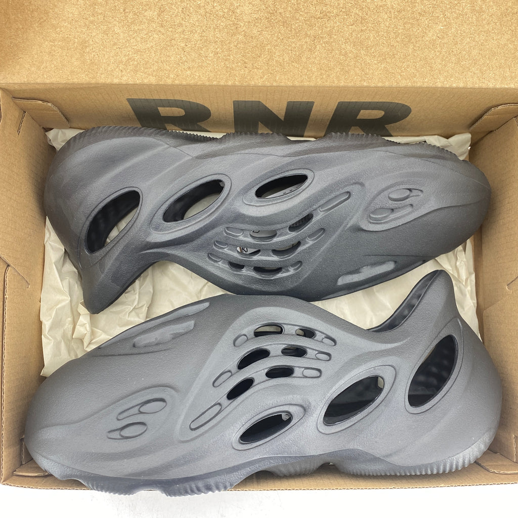 Yeezy (KIDS) Foam RNNR "Onyx" 2024 New Size 3