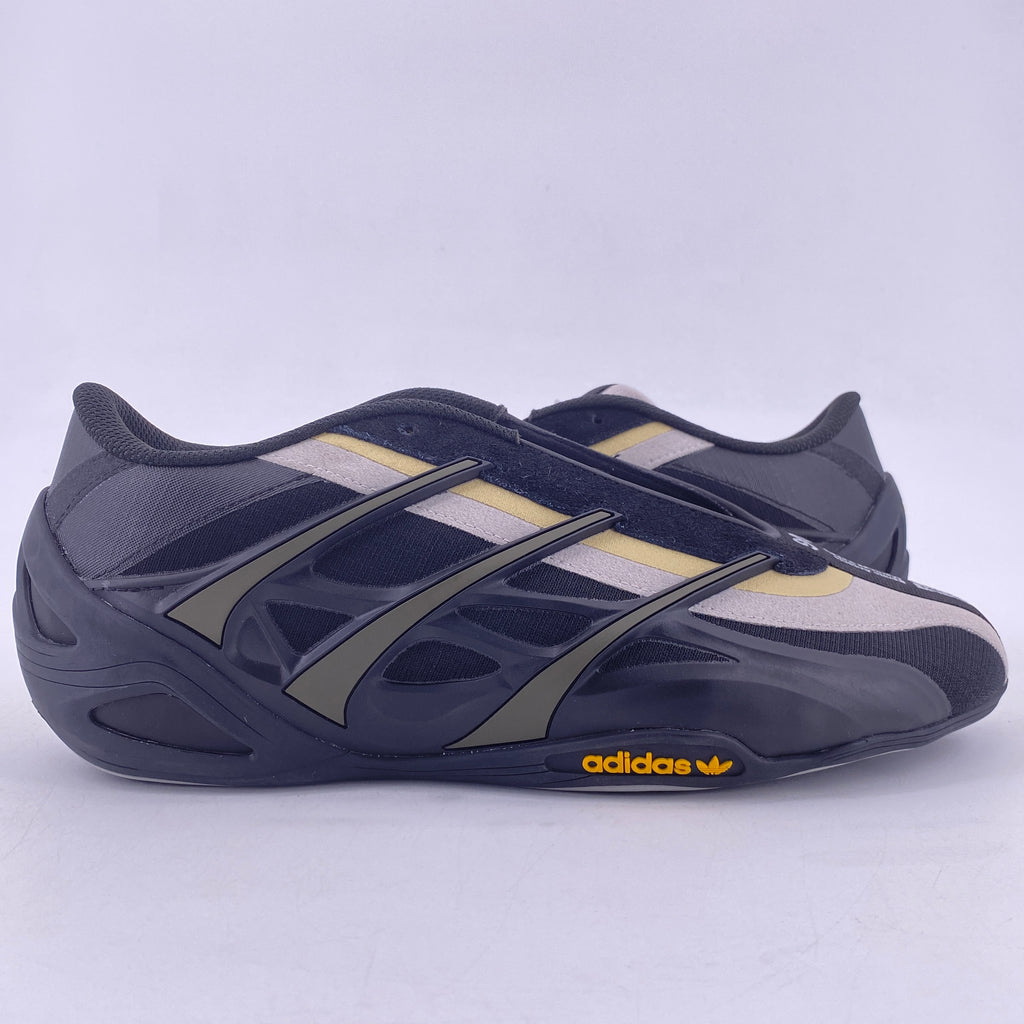 Adidas Adiracer GT "Bad Bunny Mercedes Amg" 2025 New Size 8.5