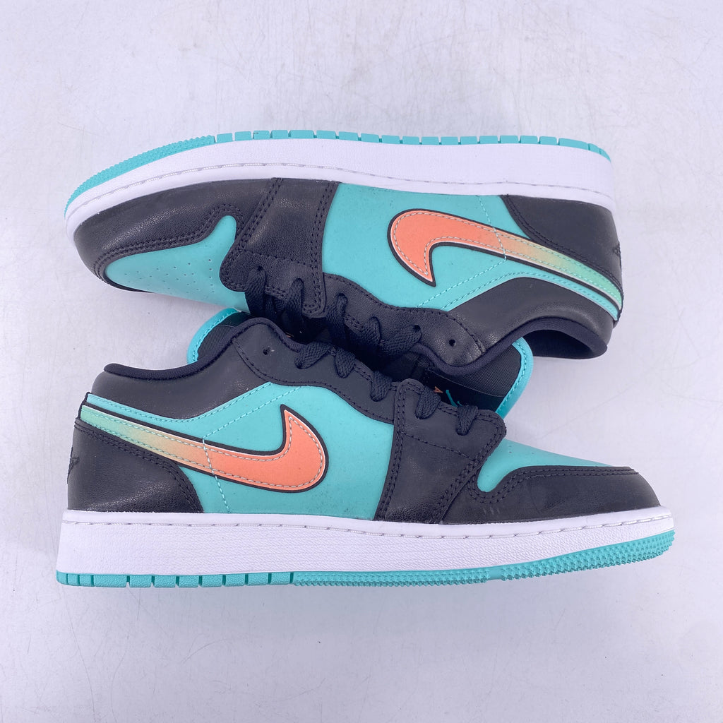 Air Jordan (GS) 1 Low "Tropical Twist" 2021 New Size 5.5Y