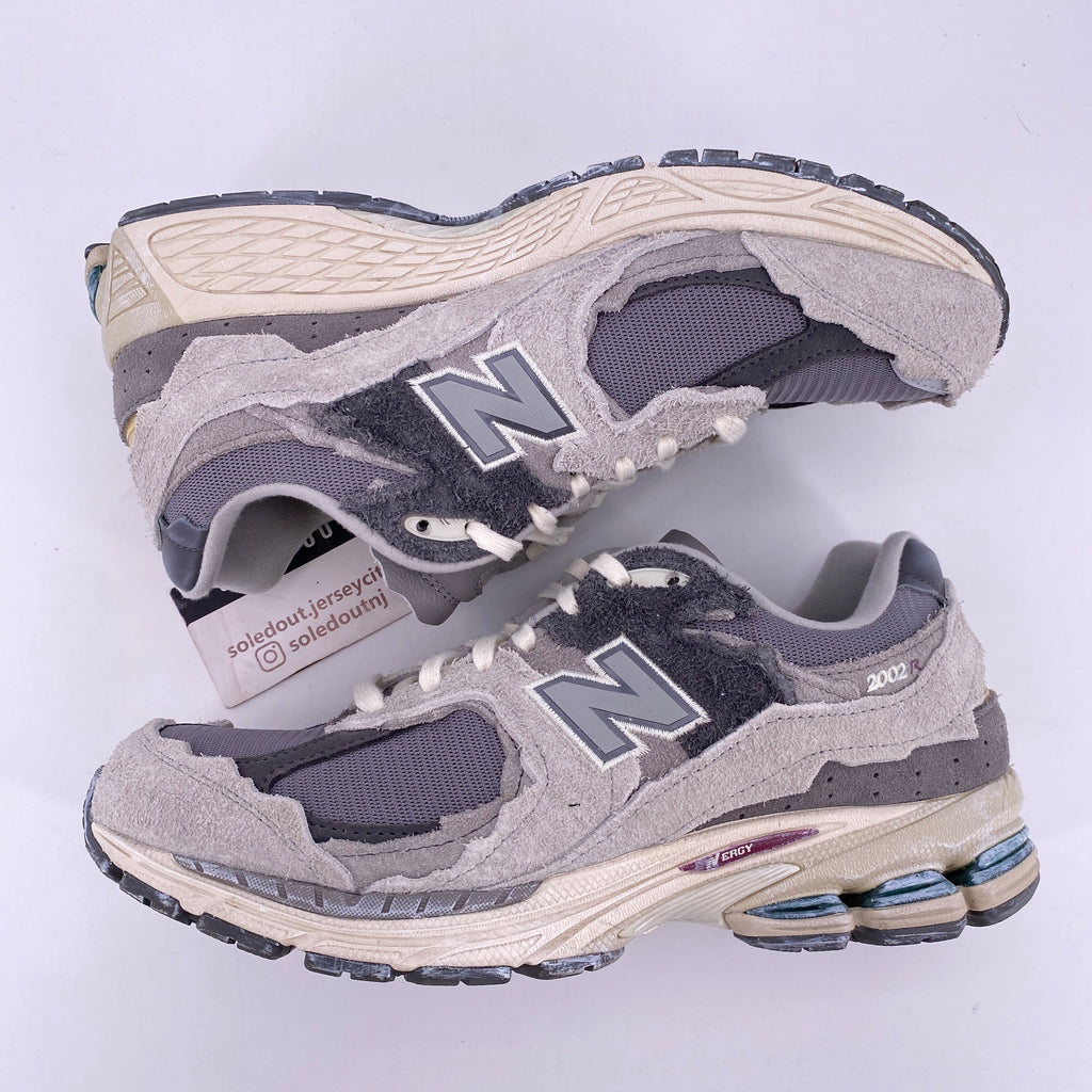 New Balance 2002R "Protection Pack Rain Cloud" 2021 Used Size 10.5